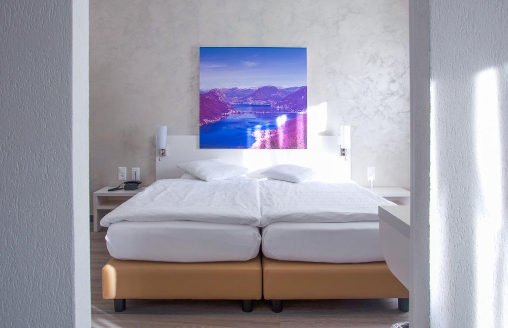 Acquarello Swiss Quality 3*